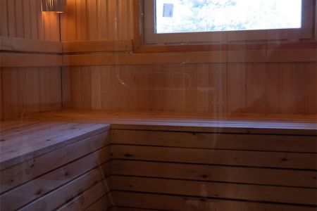 Коттедж 6-местный (Терем большой с сауной и кухней)