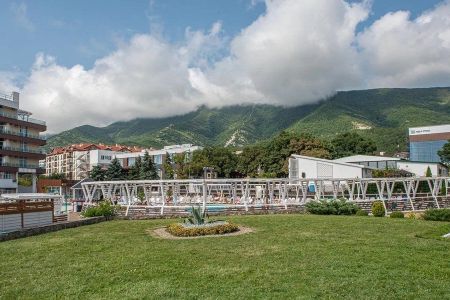 Вид на горы с территории отеля