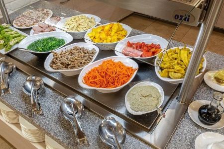 Блюда шведской линии