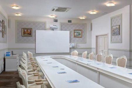 Малый конференц-зал