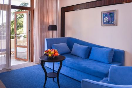 Двухкомнатный двухместный "Люкс" с балконом, вид на море