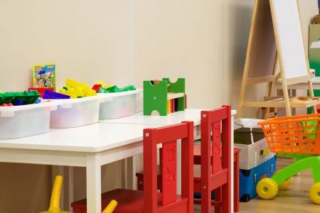 Фитнес-клуб и кафе на территории