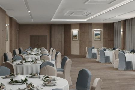 Фитнес-клуб и кафе на территории