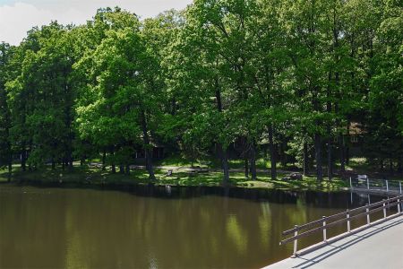 Коттедж 2-местный 2-комнатный (сруб)