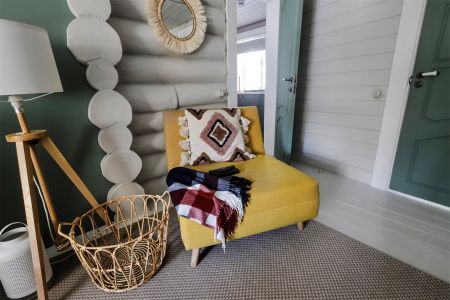 Коттедж 2-местный 2-комнатный (сруб)