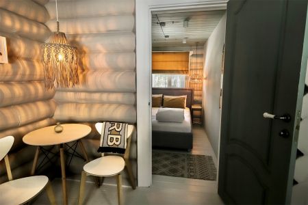 Коттедж 2-местный 2-комнатный (сруб)