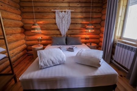 Дом гостевой 5-местный (Землянка)