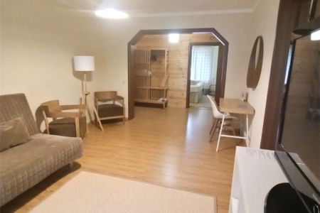 Коттедж 2-местный 2-комнатный (сруб)