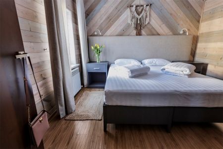 Дом гостевой 5-местный (Землянка)