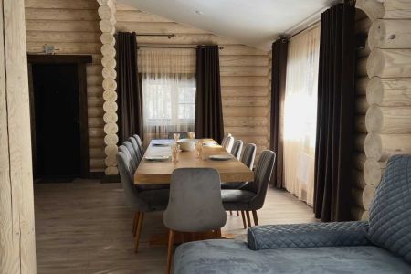 Люкс 4-местный (3-комнатный)