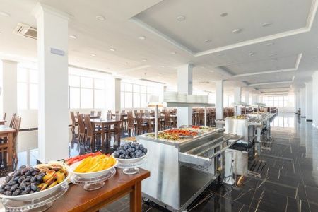 Фасад здания отеля