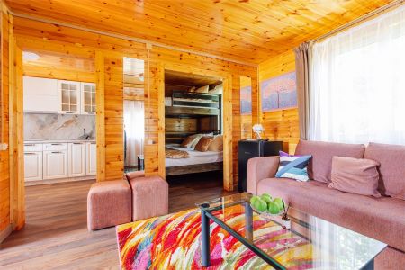 Дом 5-местный 2-комнатный у озера