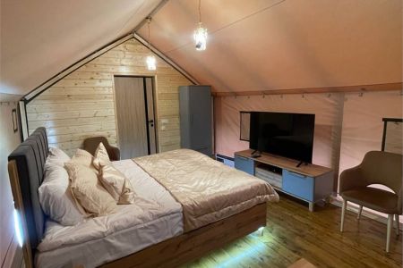 Дом 5-местный 2-комнатный у озера