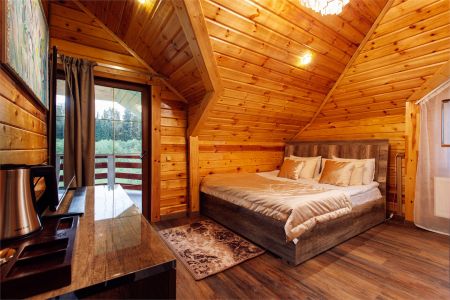 Дом 5-местный 2-комнатный у озера