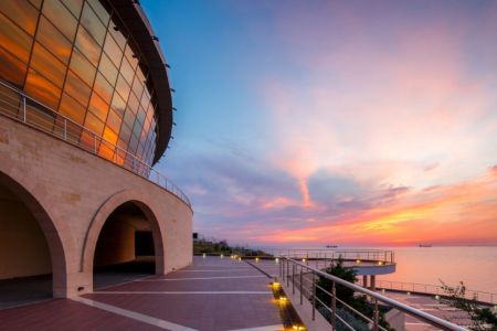 Крытый бассейн