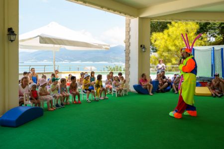 Крытый бассейн