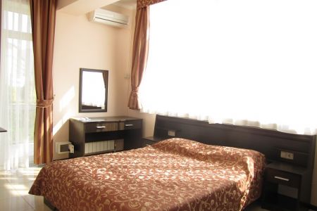 Полулюкс 2-местный 2-комнатный FAMILY мини-сити