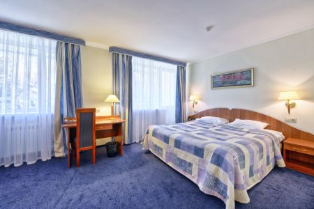 Семейный 2-местный 2-комнатный (без балкона)