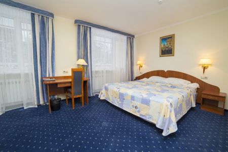 Семейный 2-местный 2-комнатный (без балкона)