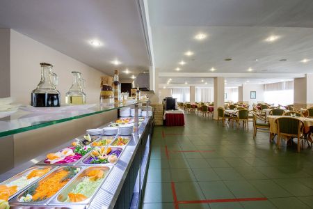 Территория зимой