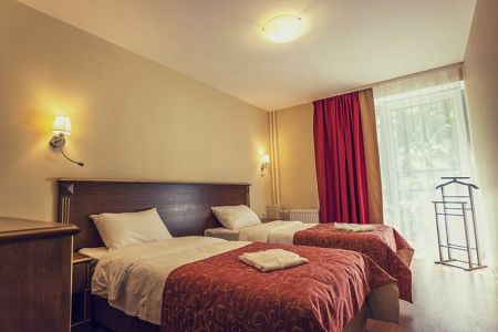 Студио плюс 2-местный 2-комнатный (с кухней корпус №4)