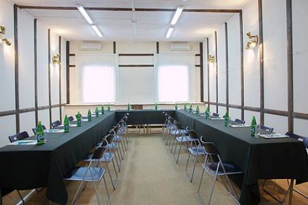 Коттедж 6-местный 4-комнатный (с кухней)