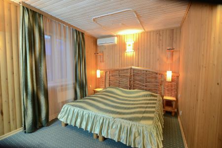 Коттедж 4-местный 3-комнатный (с кухней)