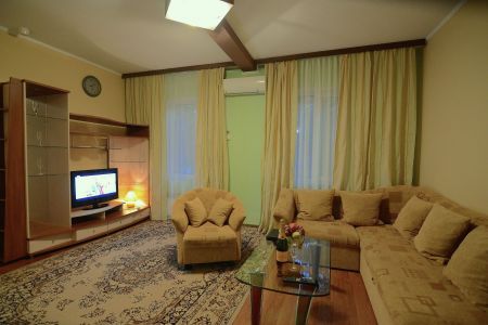 Коттедж 6-местный 4-комнатный (с кухней)