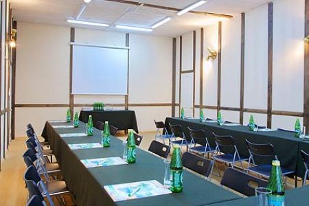 Конференц-зал