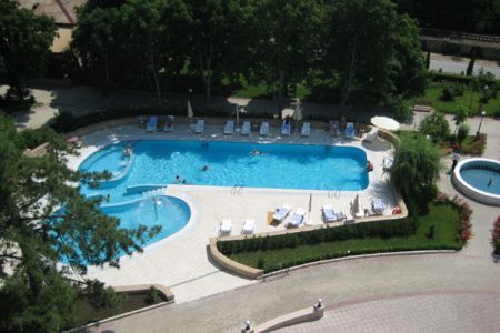 Алые Паруса Открытый бассейн