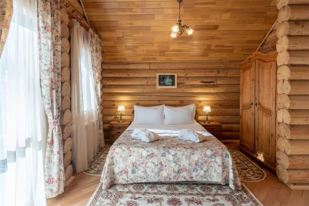 Коттедж 13-местный 2-этажный «Сказка»