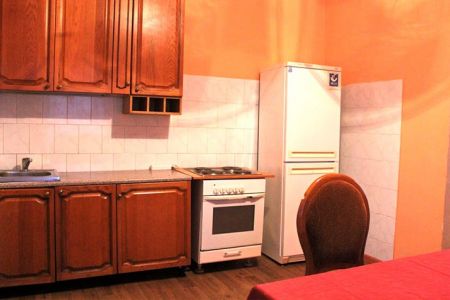 Домик Русский 8-местный 2-этажный (№7)