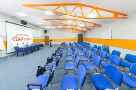 Фасад вечер