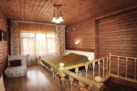 Стандартный 2-местный (с балконом и дополнительным местом)