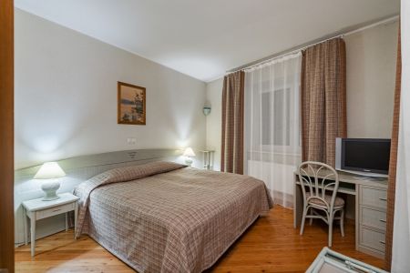 ff1a064664bc87db672498a7a73b9d09_1050x600