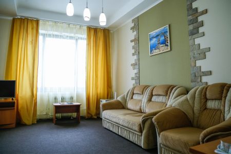 Джуниор сюит