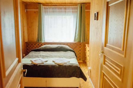 Коттедж 4-местный 2-комнатный (№6Б)