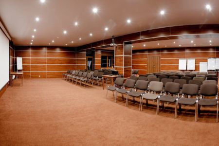 Конференц-зал