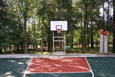 Спортивная площадка