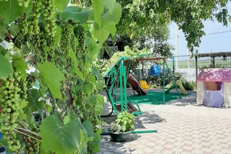 Вид с улицы