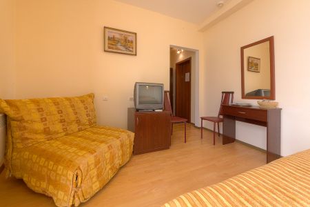 image-27-01-23-03-02-1 (1)