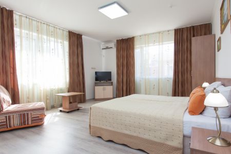 Коттедж 2-местный стандартный плюс (с балконом)