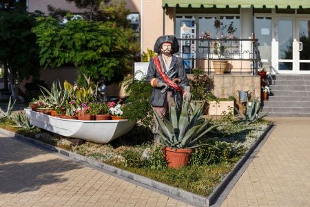 ВХОД В АДМИНИСТРАТИВНУЮ ЧАСТЬ