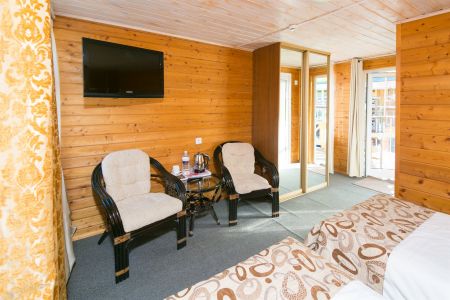 Коттедж VIP 8-местный 3-этажный