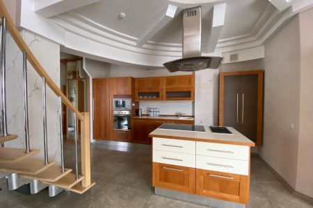 Коттедж VIP 8-местный 3-этажный