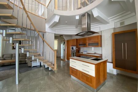 Коттедж VIP 8-местный 3-этажный