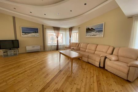 Коттедж VIP 8-местный 3-этажный