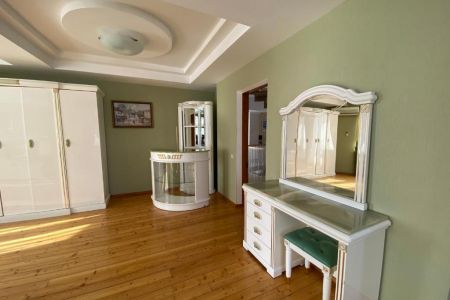 Коттедж VIP 8-местный 3-этажный