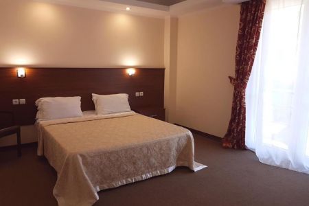 Улучшенный 2-местный номер с балконом