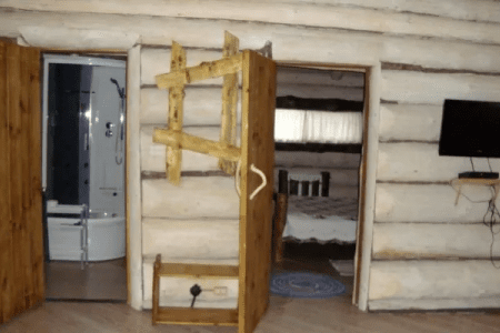 Изба Молодежка-16